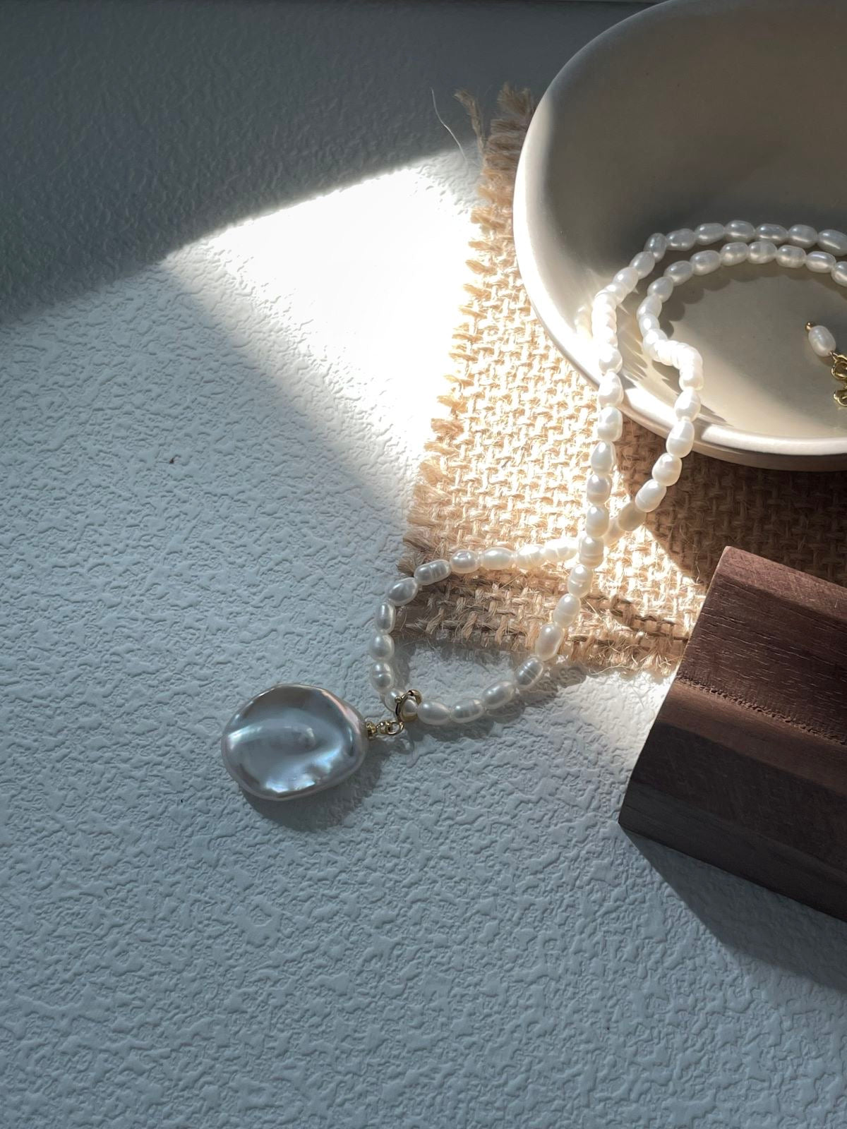 Flower Pearl Necklace