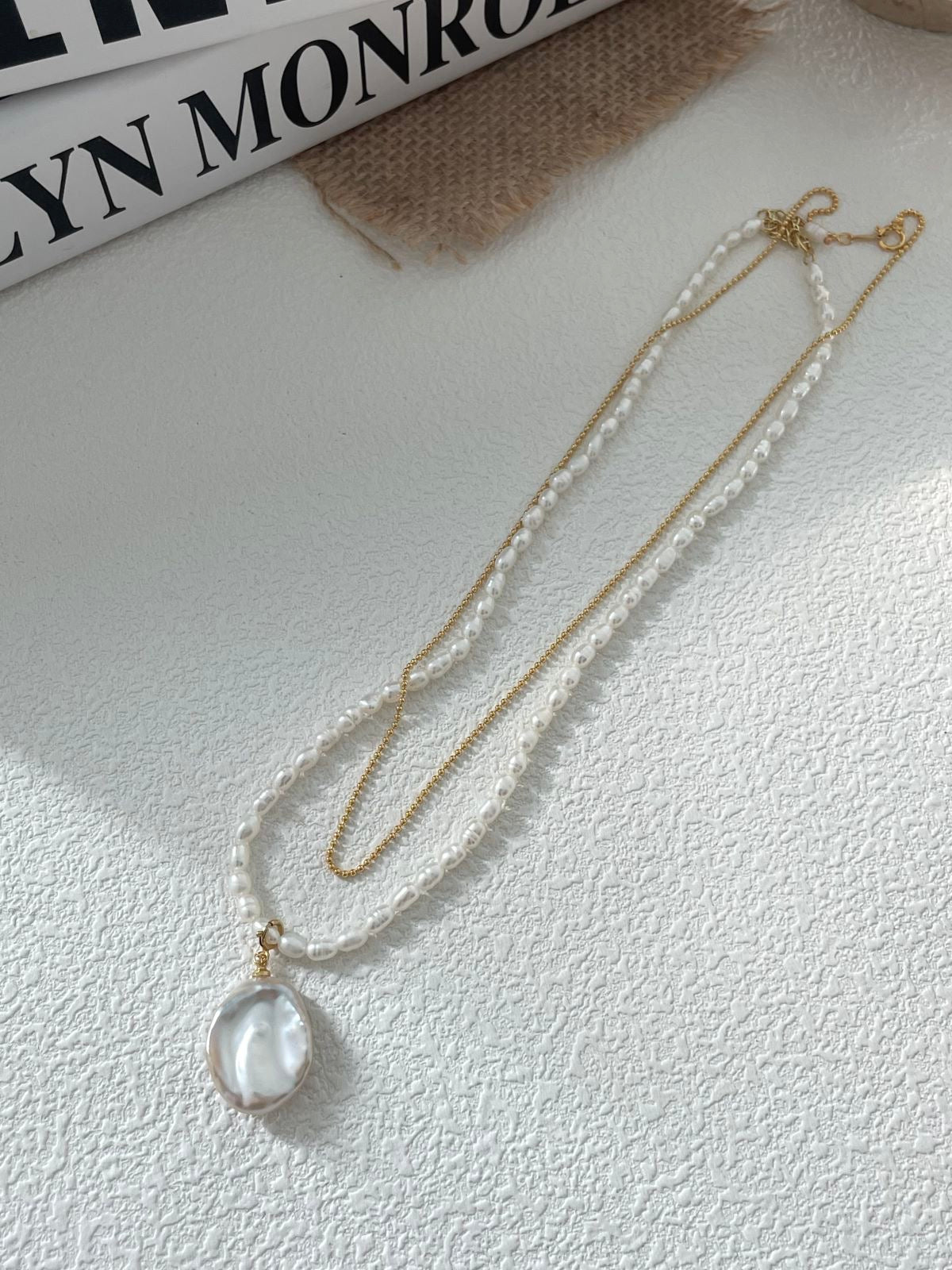 Flower Pearl Necklace