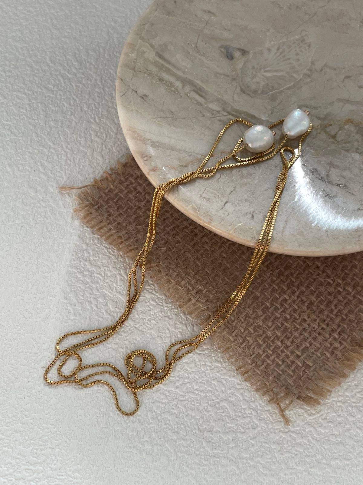 Filament Line Pearl Long Gold Chain Necklace