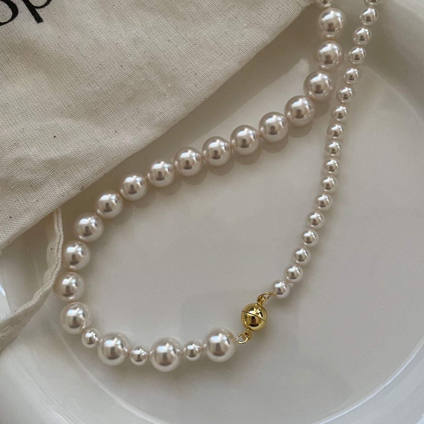 Artificial Pearl Necklace