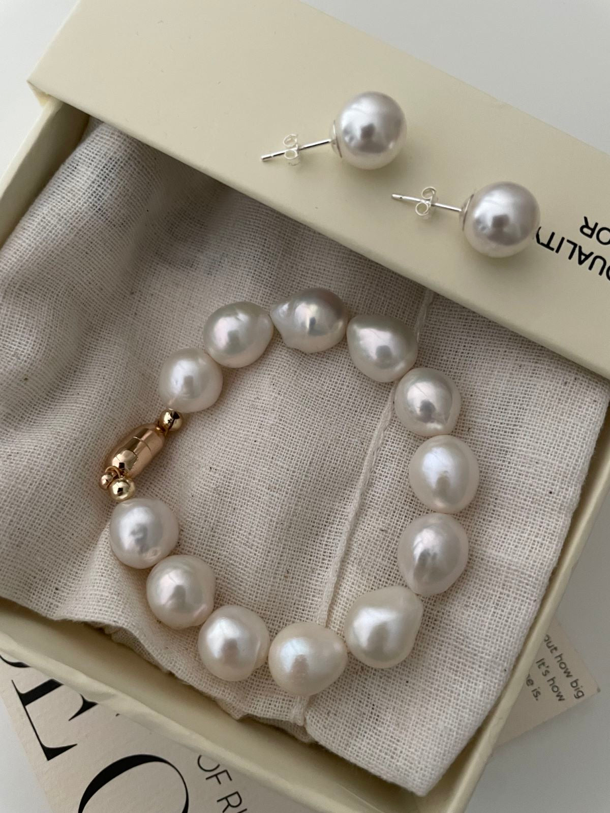 Simple Baroque Pearl Bracelet