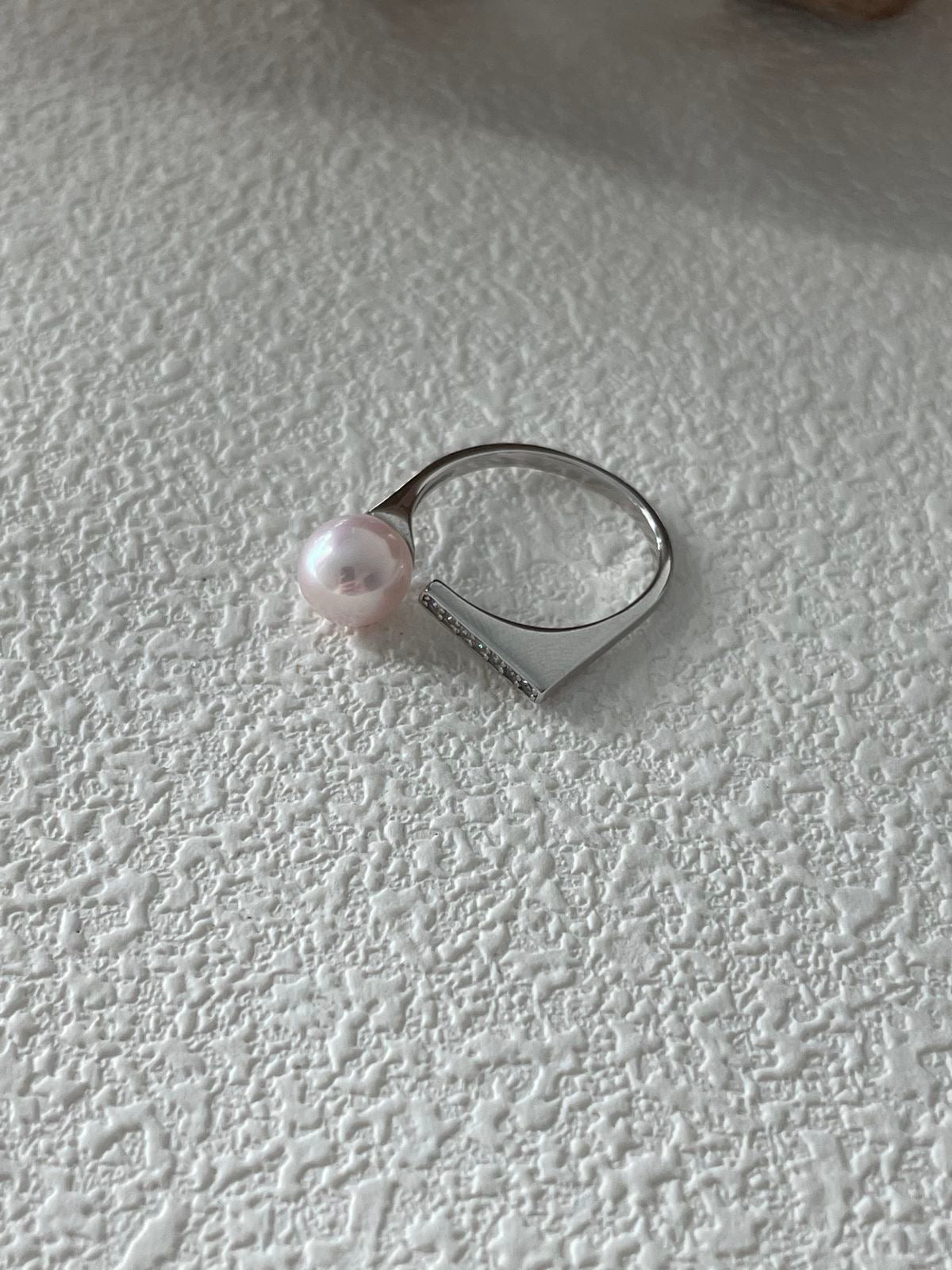 Square Pearl Radiance Ring