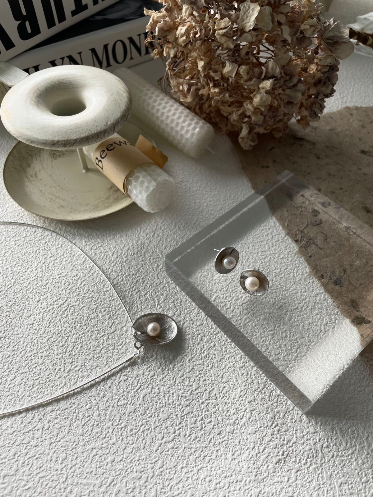 Shell Pearl Earrings for Effortless Elegance