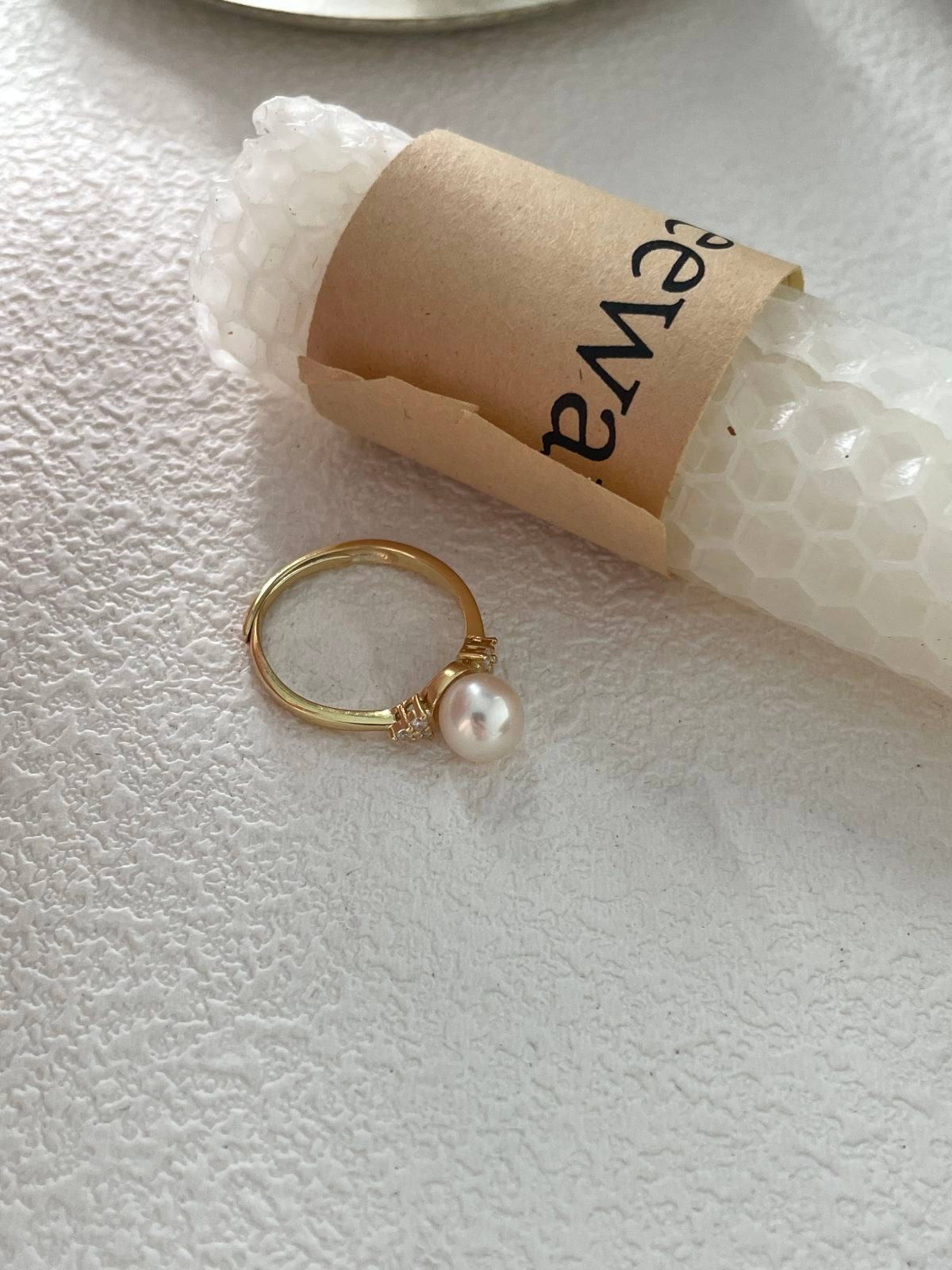 Gilded Glow Pearl Ring