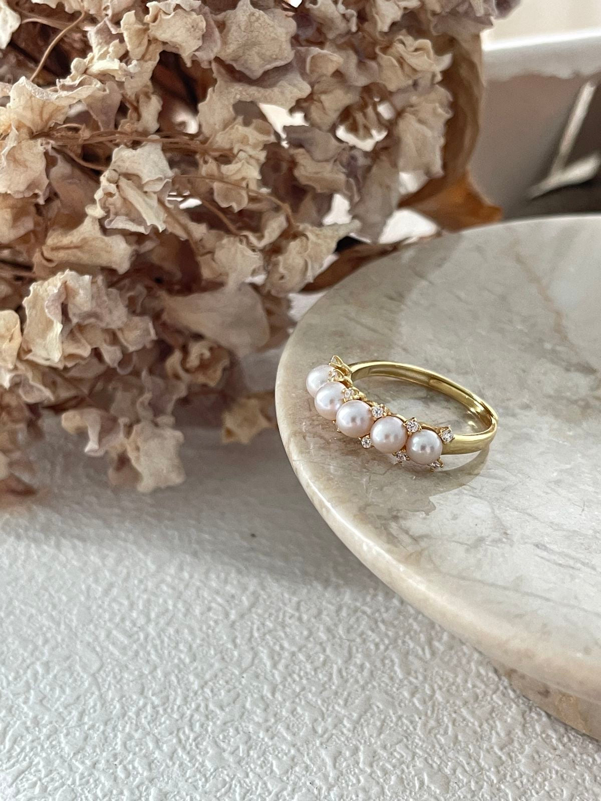 Golden Strand Pearl Ring