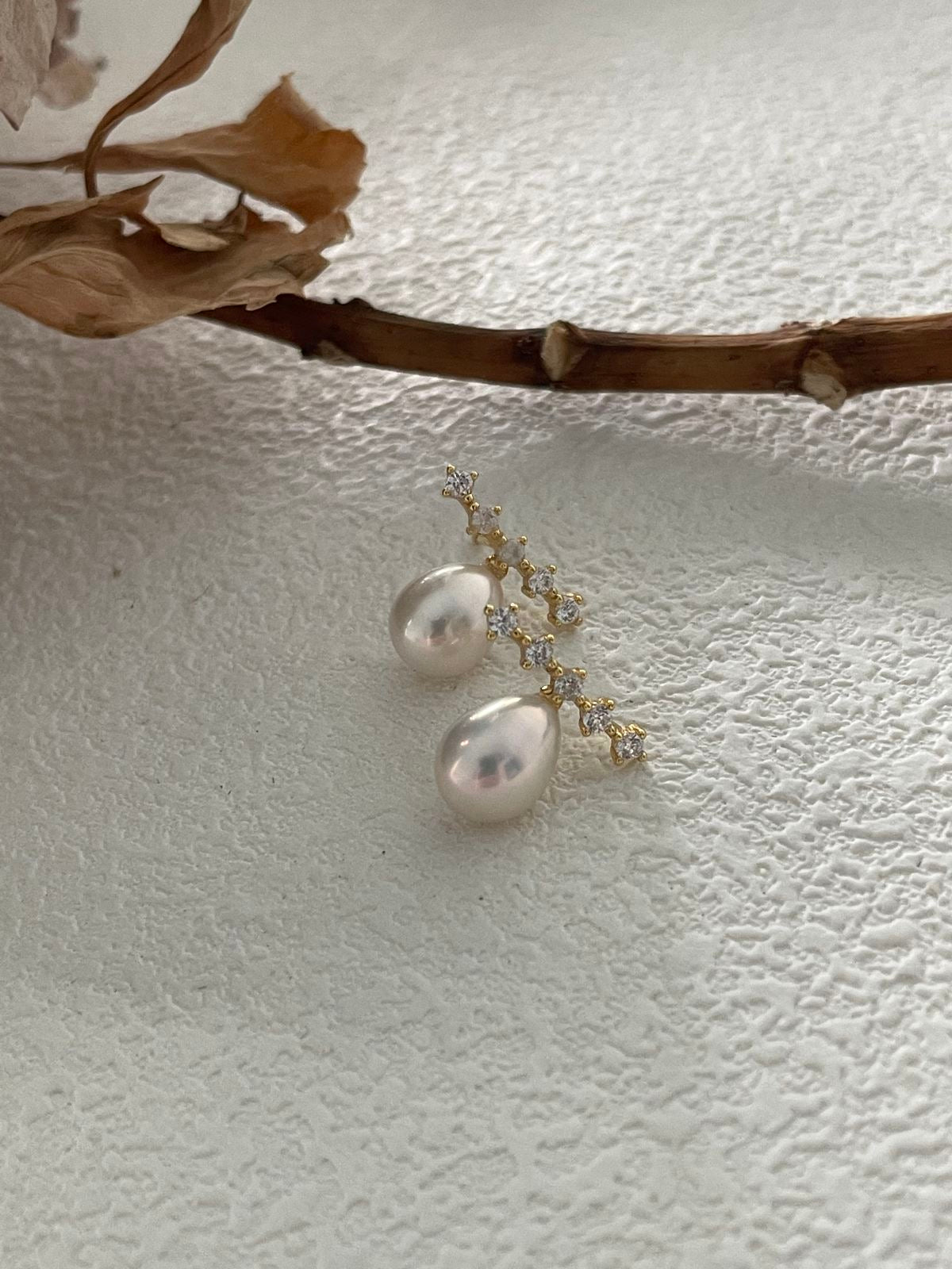 Pearl Ear Studs in Sterling Silver