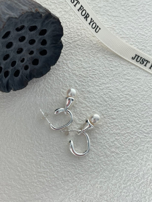 Sterling Silver Pearl Stud Earrings